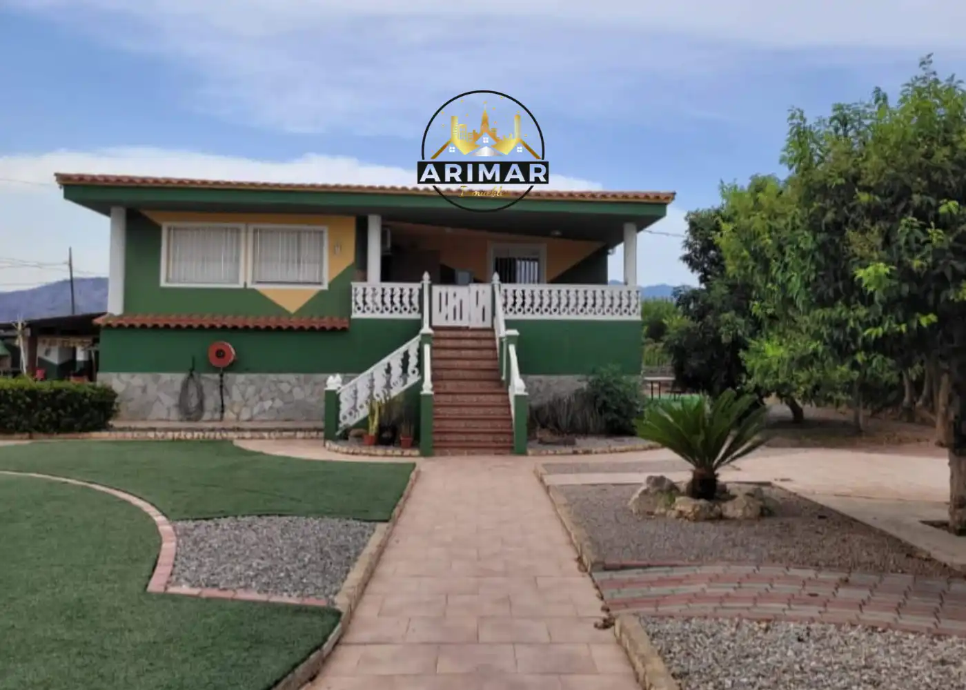 Villa mit Pool zum Verkauf in El Grao