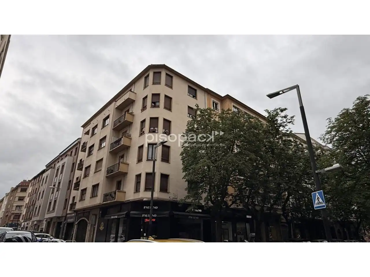 Vista exterior de Pis en venda en  Pamplona / Iruña amb Parquet, Terrassa i Alarma
