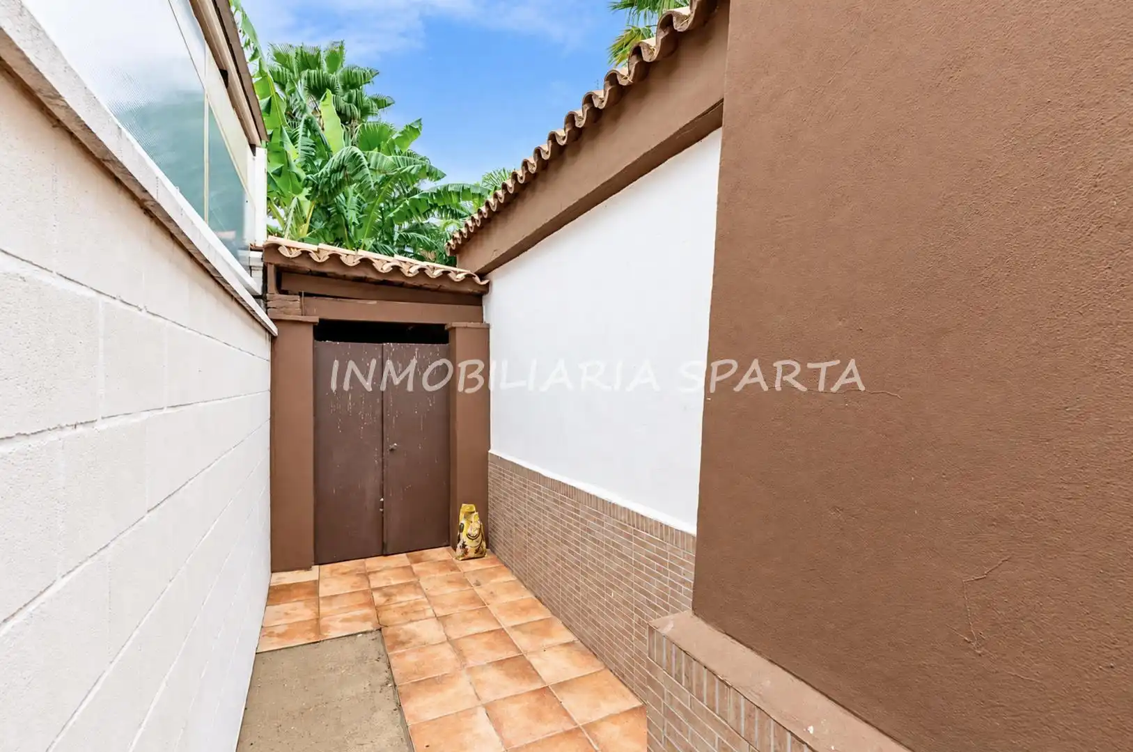 Vista exterior de Casa o xalet en venda en Espartinas Pueblo