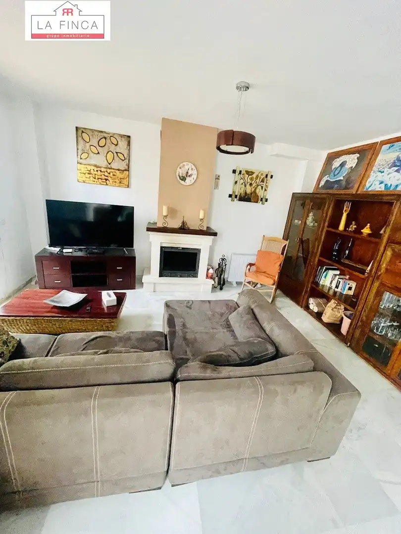 Living room of Detached homes for sale in Benalmádena  with Air Conditioner, Terrace and Storage room