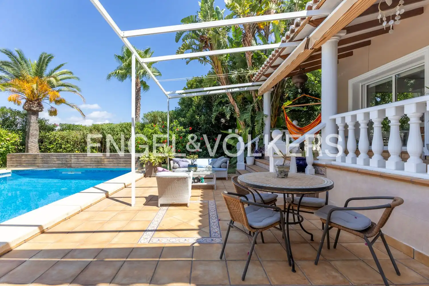 Vista exterior de Casa o xalet en venda en Cap Martí - El Tossalet - Pinomar