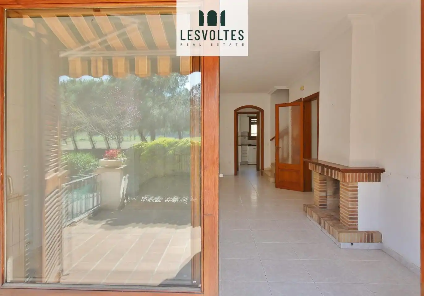 Houses for sale in Nàpols, Avinguda Catalunya