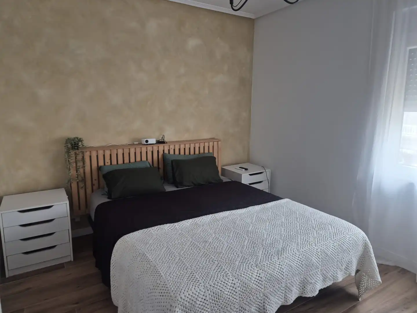 Habitación de Piso en venta en Hazas de Cesto con Parquet y Terraza