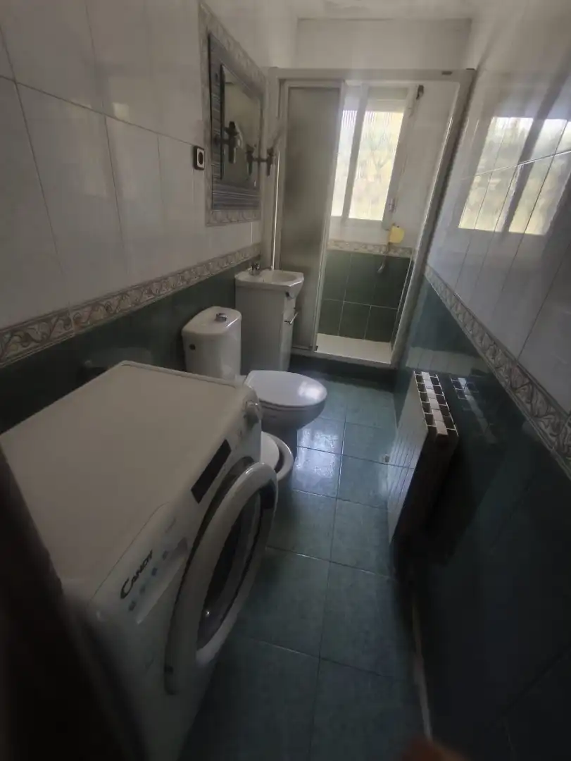 Bany de Pis en venda en Madrid amb Terrassa
