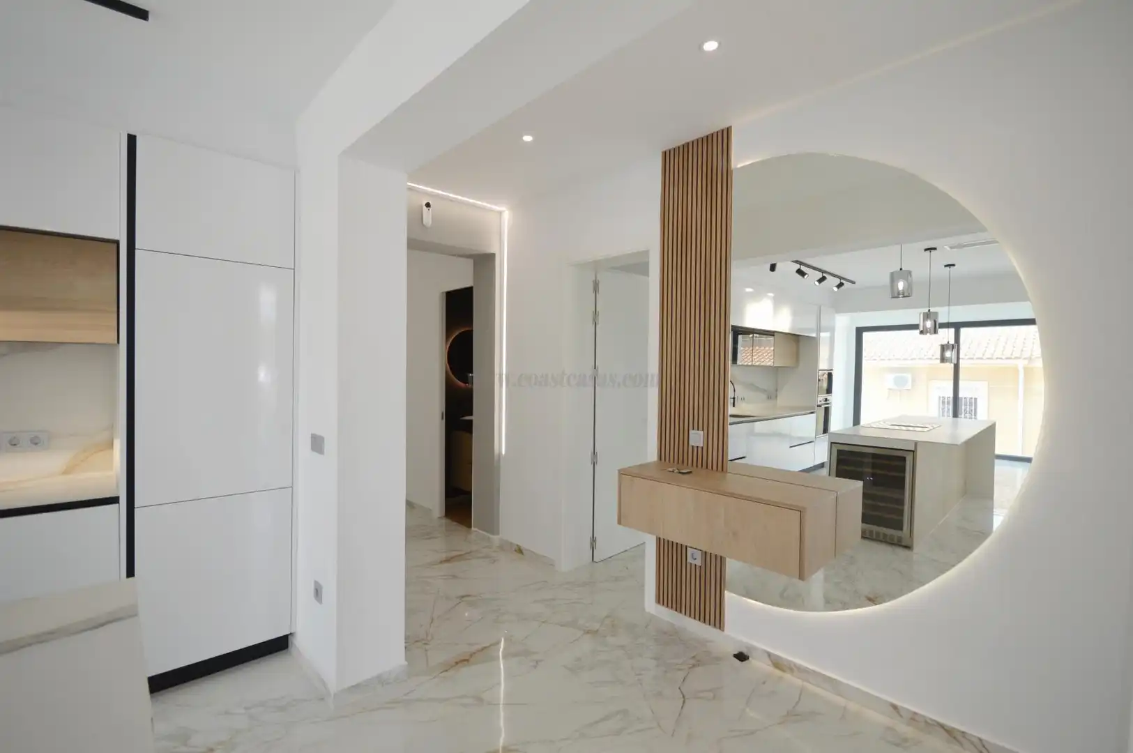 Chalet con piscina en venta en Los Balcones - Los Altos, imagen 11