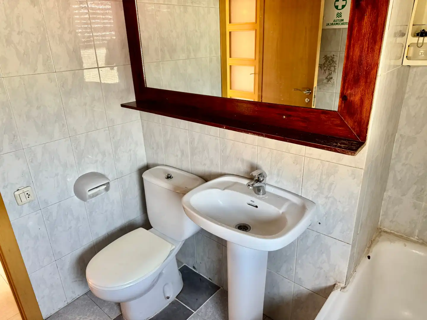 Baño de Piso en venta en Salou con Aire acondicionado, Calefacción y Terraza
