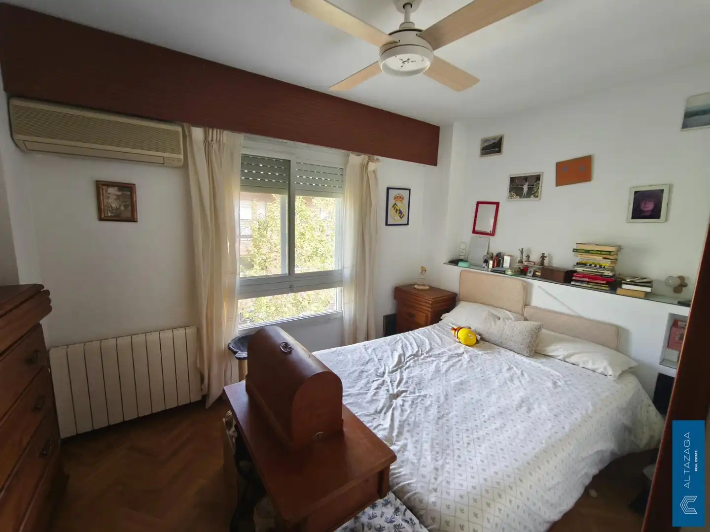 Bedroom of Flat for sale in San Sebastián de los Reyes  with Air Conditioner, Heating and Storage room