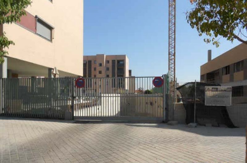 Vista exterior de Garatge en venda en Leganés