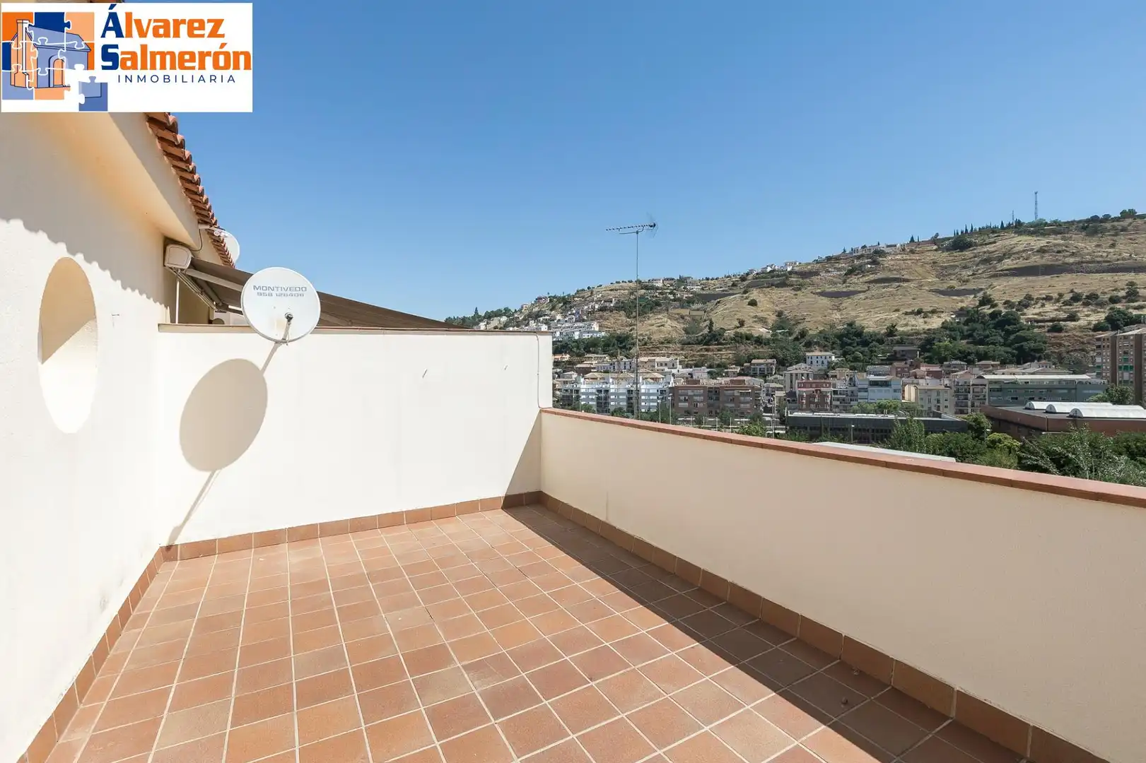 Terraza de Casa adosada en venta en Granada con Aire acondicionado, Calefacción y Terraza