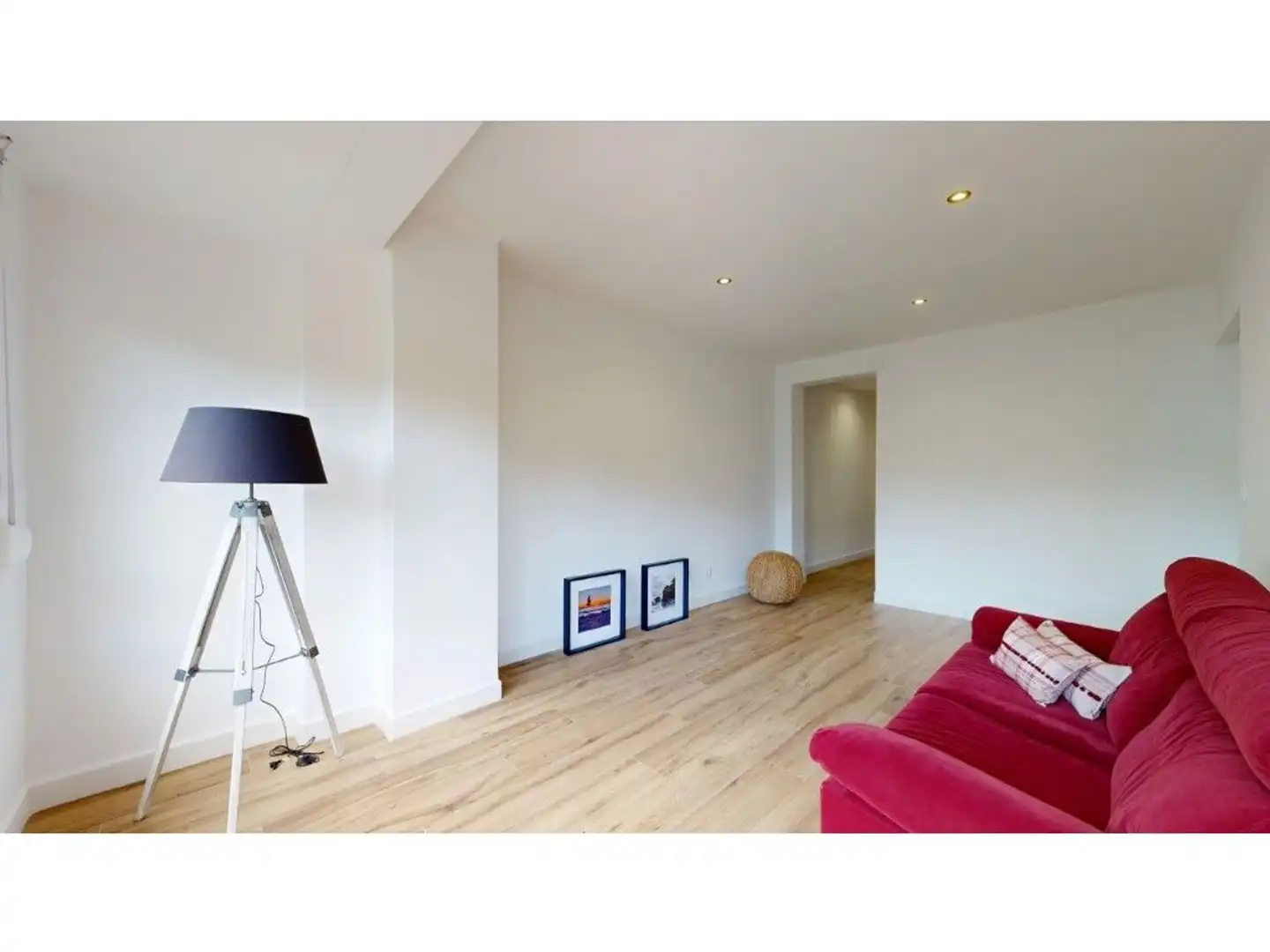 Flat for sale in Montán  with Furnished and Balcony