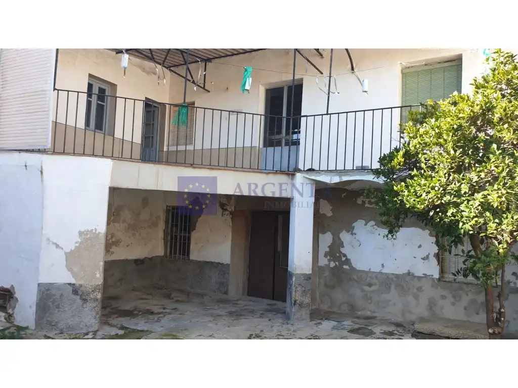 House for sale in Calle Carretera
