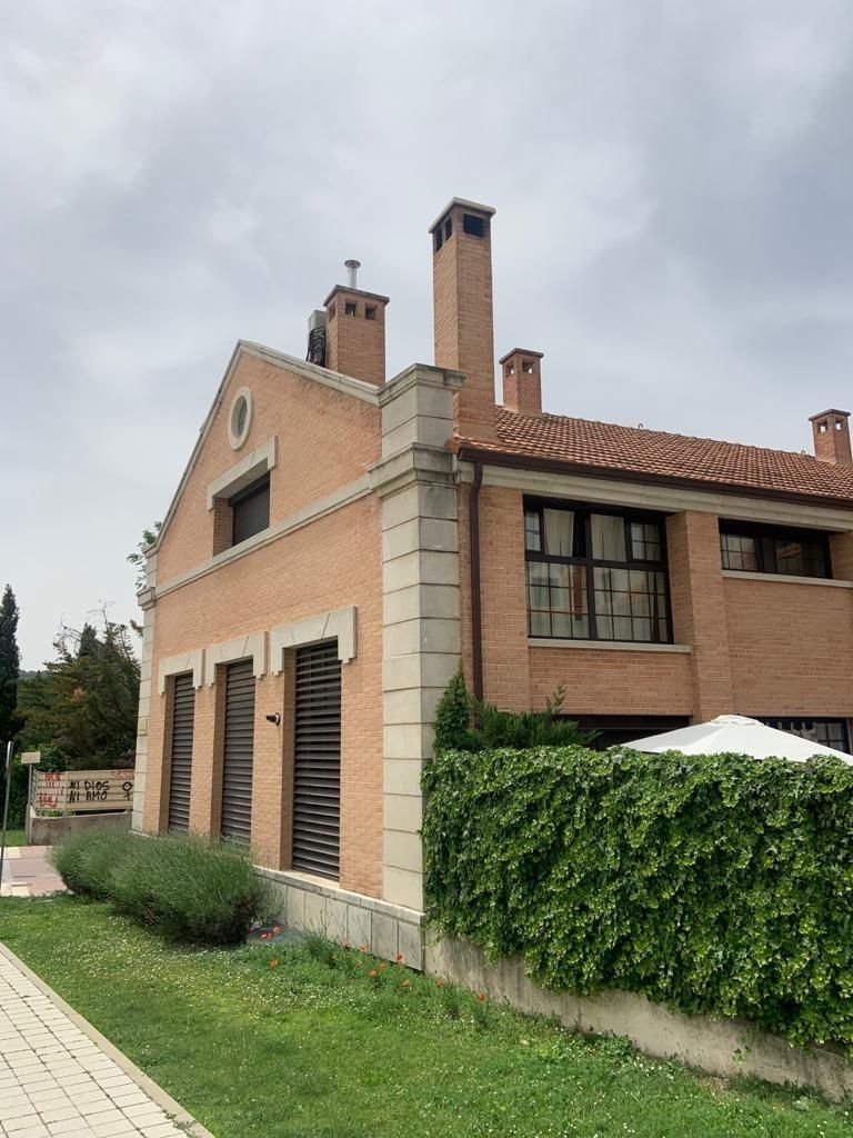 Exterior view of Single-family semi-detached for sale in Tudela de Duero  with Air Conditioner and Heating