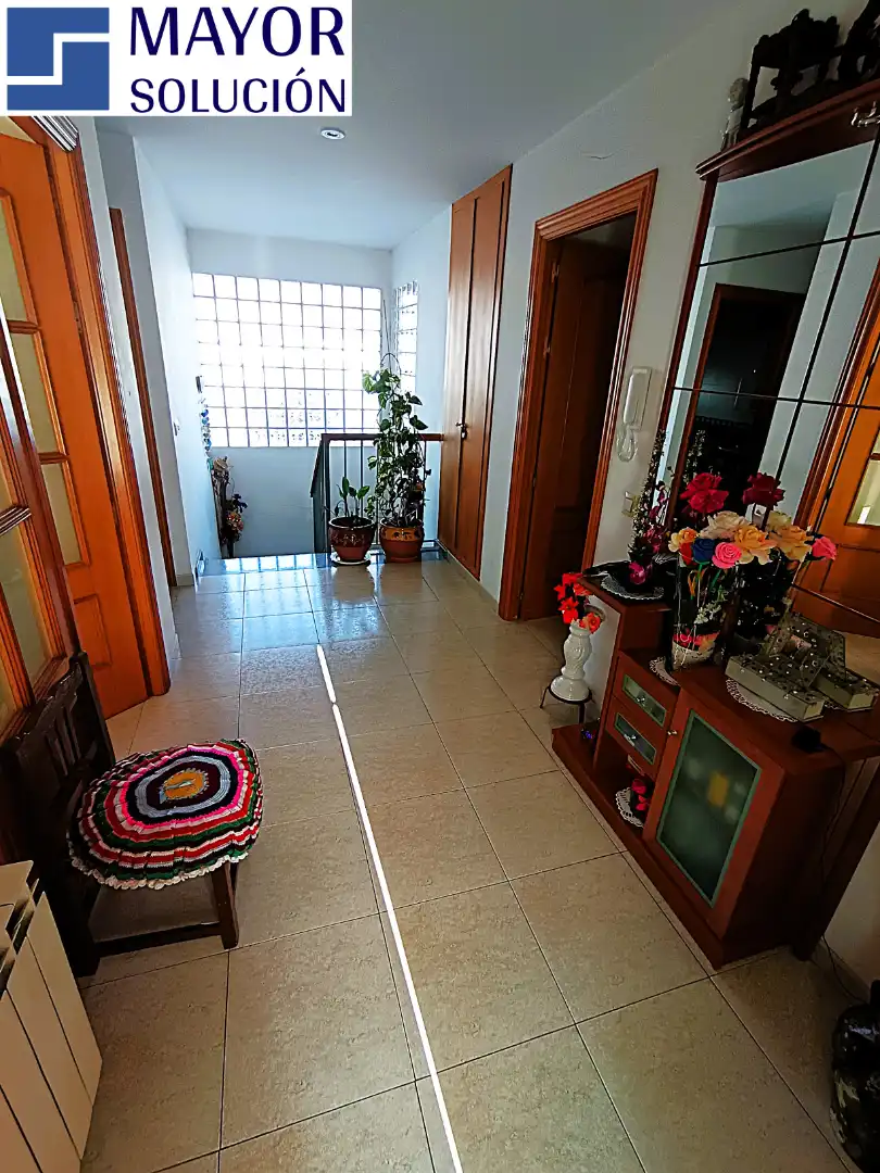 Casa o xalet en venda en Medinyà amb Aire condicionat, Calefacció i Jardí privat