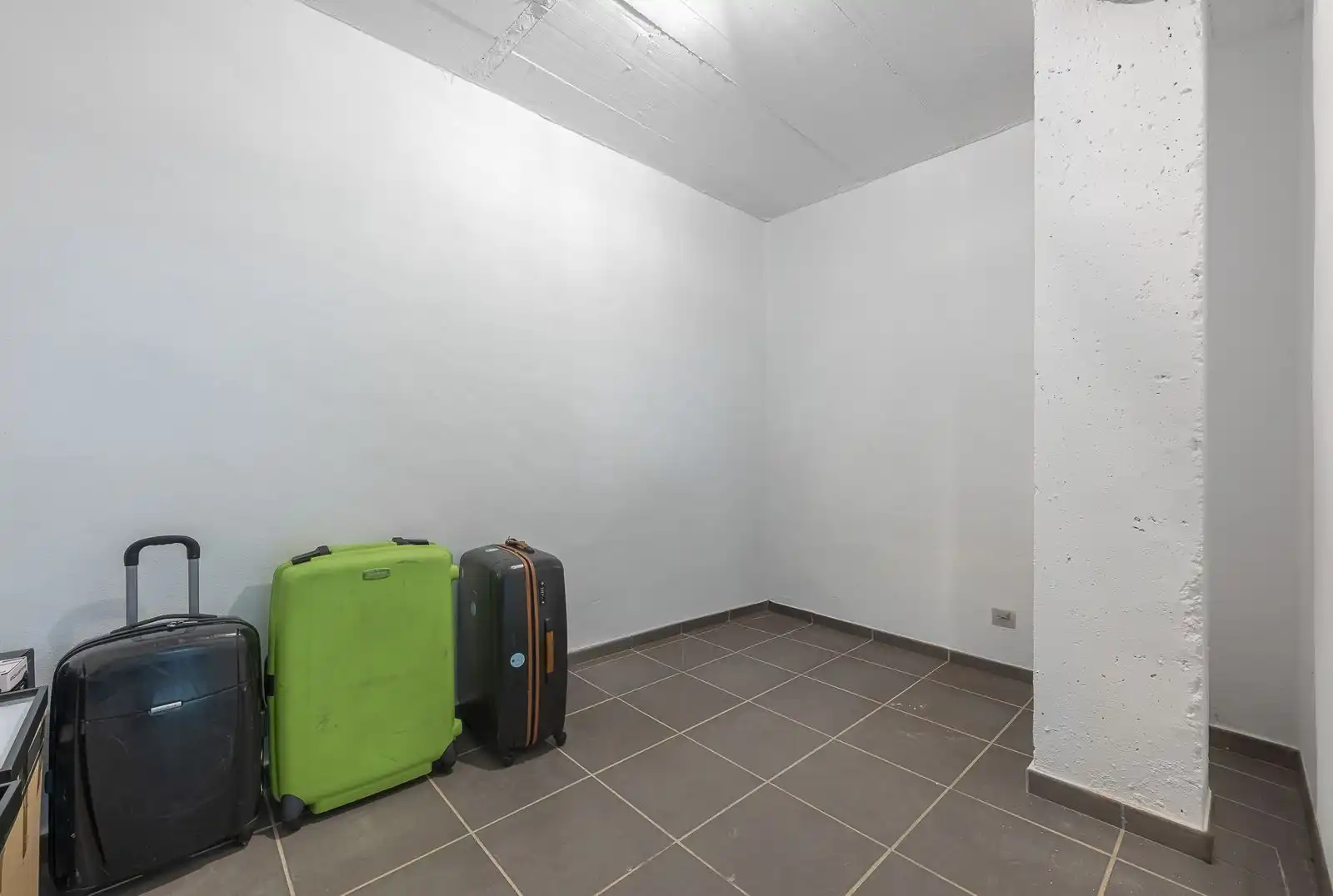 Dúplex en venta en Benahavís con Aire acondicionado, Terraza y Trastero