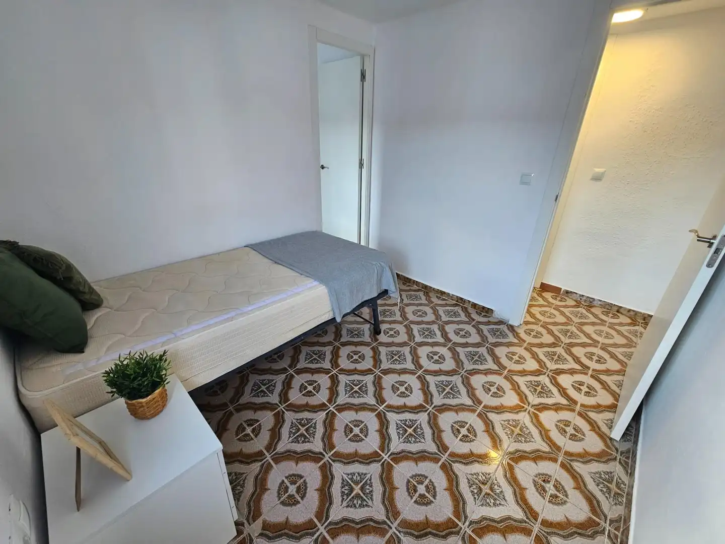 Schlafzimmer von Wohnungen zur Miete in Castellón de la Plana / Castelló de la Plana mit Möbliert