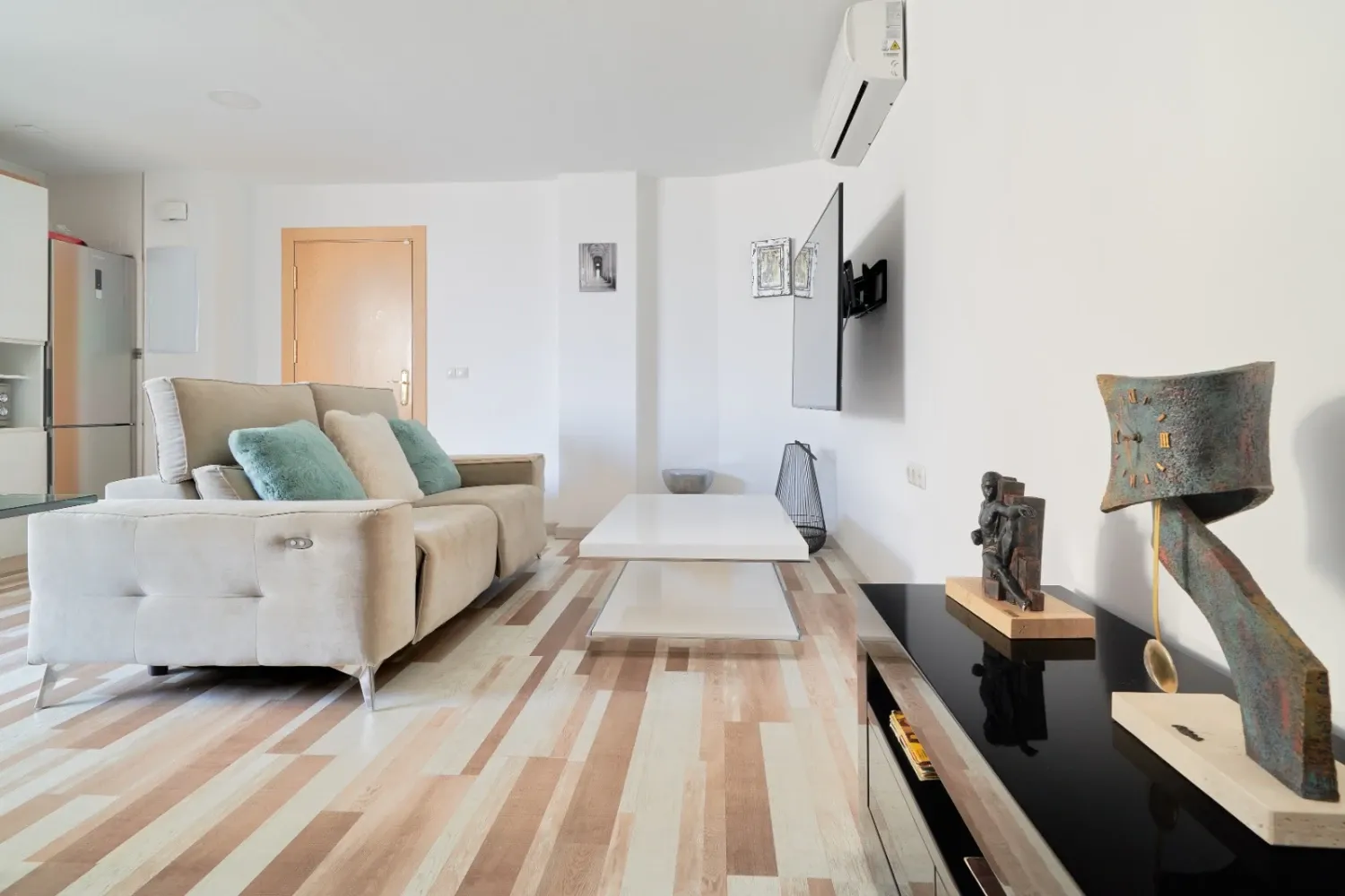 Sala d'estar de Àtic de lloguer en Málaga Capital amb Aire condicionat, Moblat i Rentadora