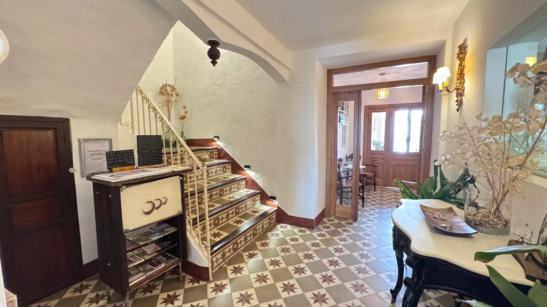 Houses for sale in Iznájar  with Air Conditioner, Heating and Terrace