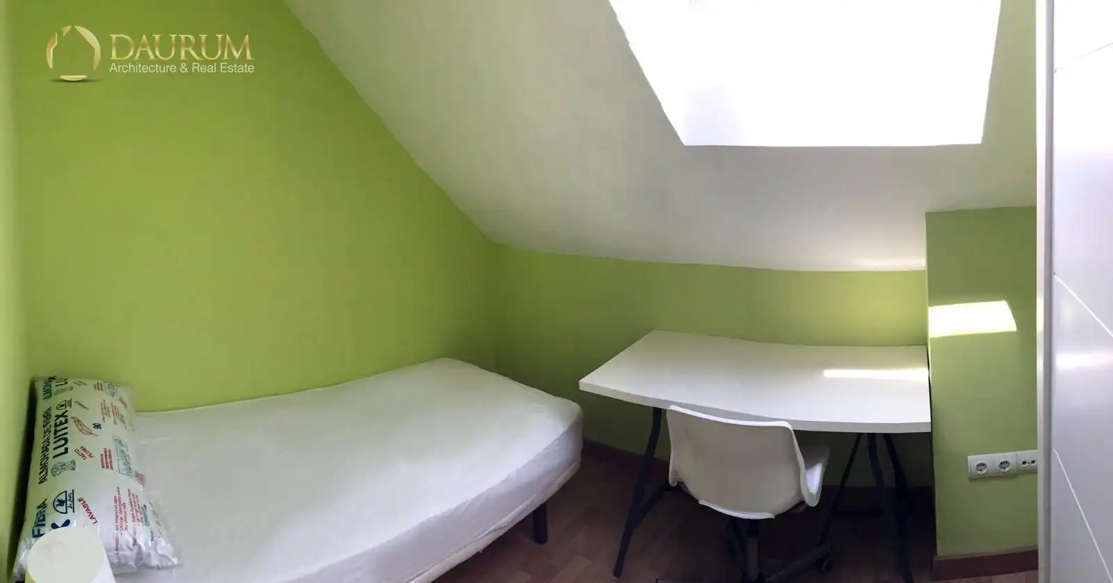 Bedroom of Flat for sale in Madrid  with Air Conditioner, Heating and Storage room