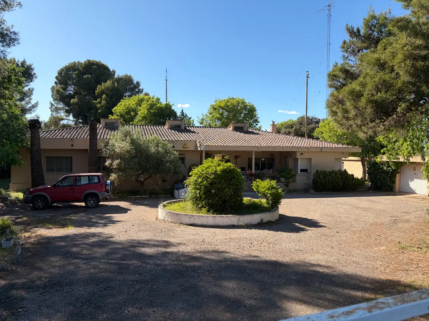 Vista exterior de Casa o chalet en venta en Banyeres del Penedès con Aire acondicionado, Calefacción y Jardín privado