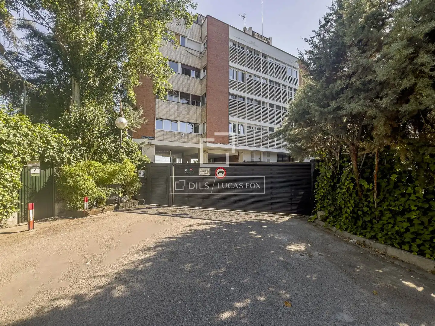 Exterior view of Flat for rent in Madrid  with Air Conditioner, Heating and Private garden
