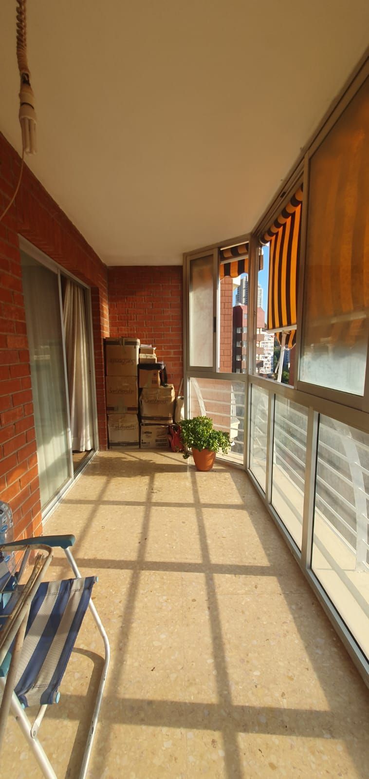 Terraza de Piso en venta en Benidorm con Piscina comunitaria