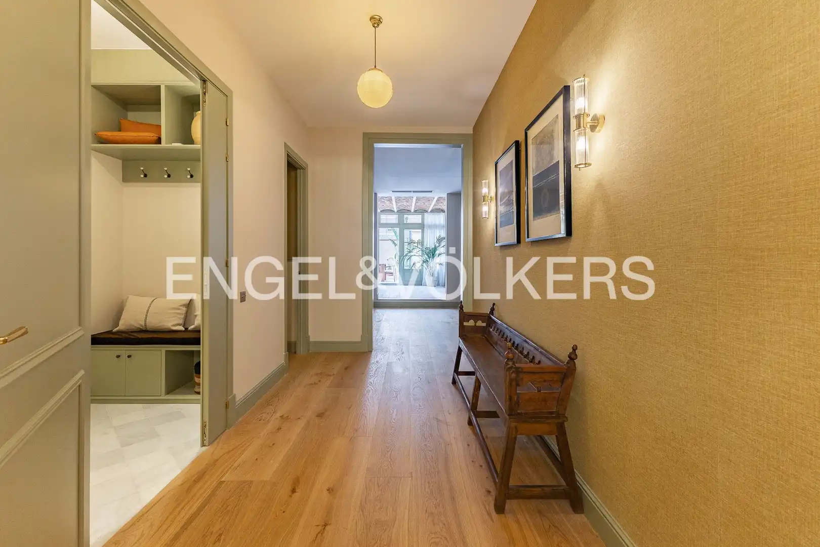 Wohnung zum Verkauf in Barcelona mit Klimaanlage, Heizung und Parkett