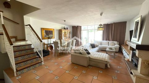 Foto 2 de Casa adosada en venda a Calle Juan Benítez, 1, Zona Calvario, Estepona