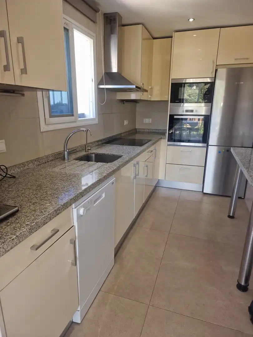 Houses for sale in Las Lomas