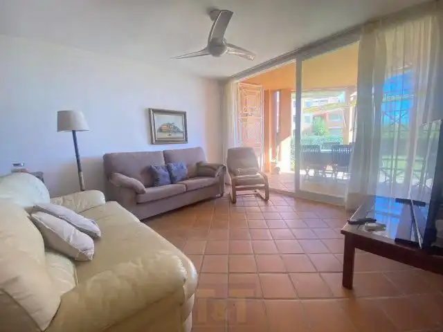 Wohnzimmer von Wohnungen zum Verkauf in Islantilla mit Klimaanlage, Heizung und Terrasse