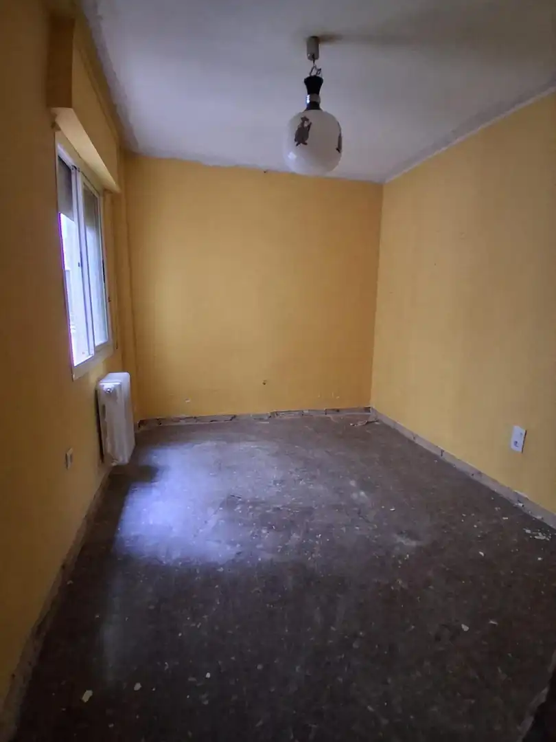 Schlafzimmer von Wohnung zum Verkauf in Albacete mit Balkon
