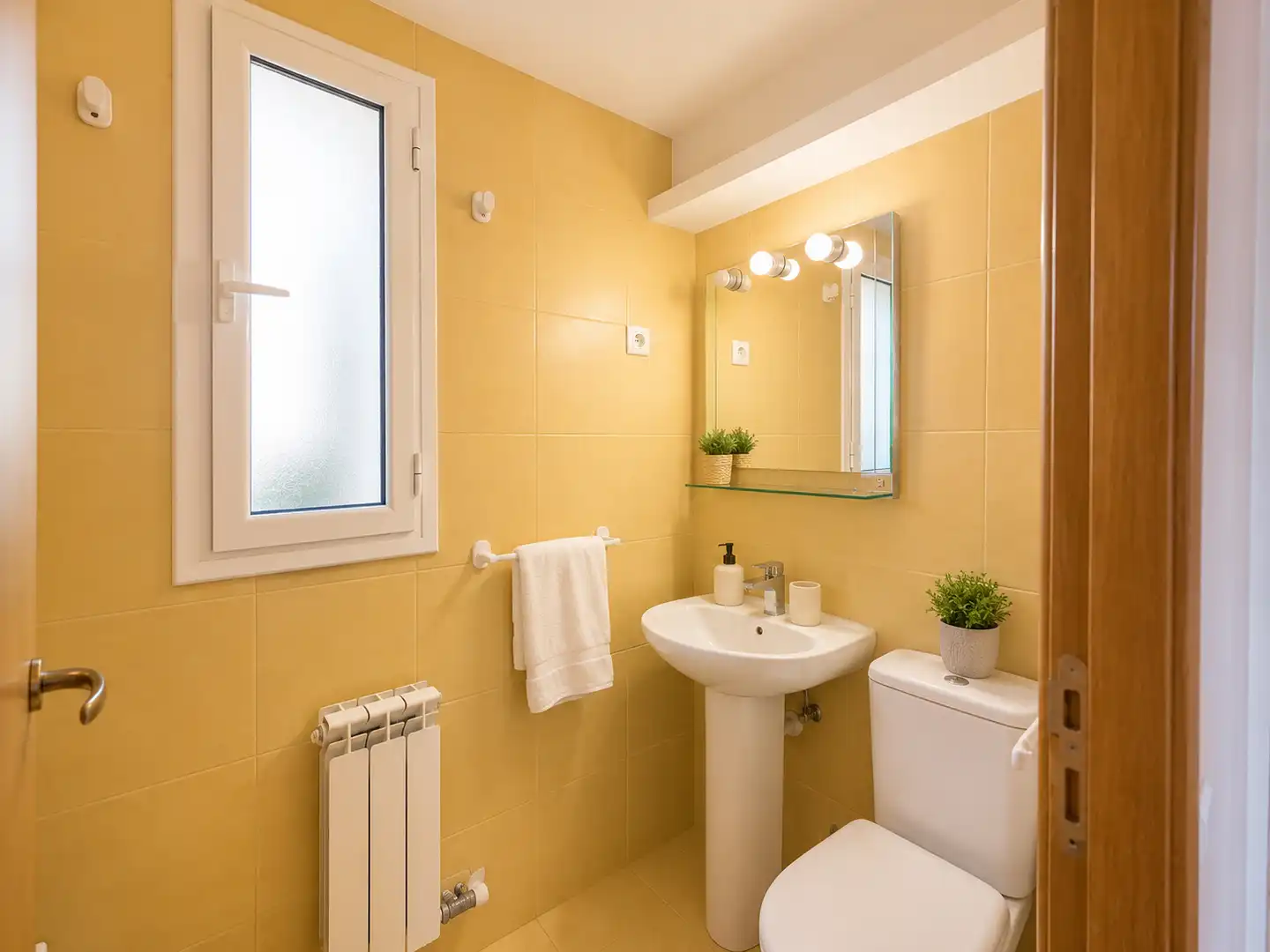 Baño de Ático en venta en Sitges con Calefacción, Parquet y Terraza