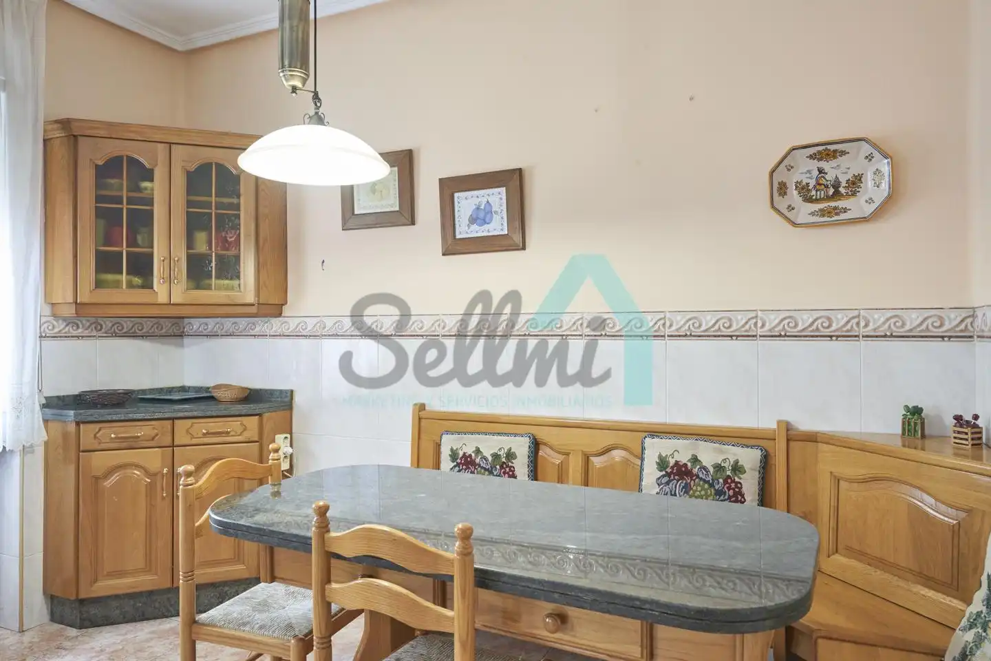 Piso de alquiler en Arzobispo Guisasola, Santo Domingo - El Campillín