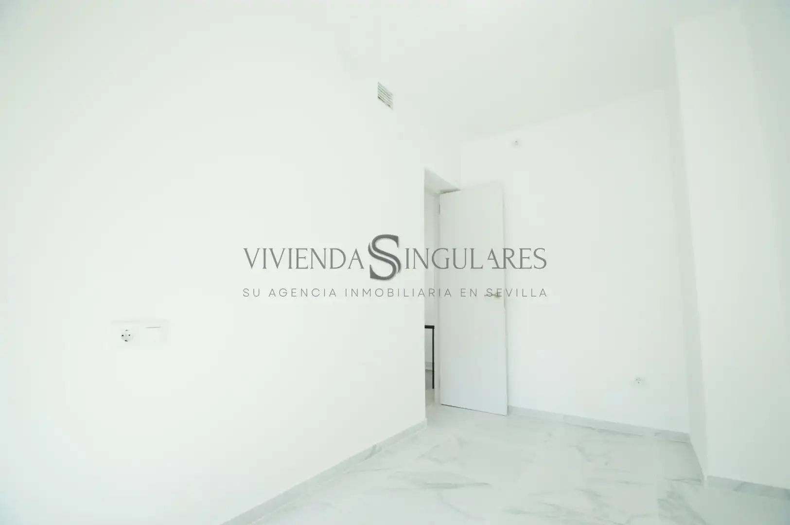 Habitación de Ático de alquiler en Sevilla con Aire acondicionado, Calefacción y Terraza