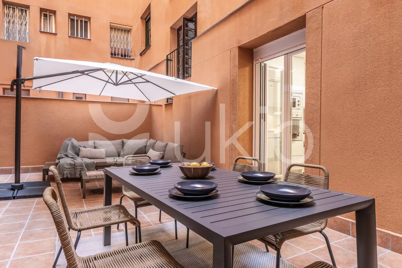 Terraza de Apartamento de alquiler en Madrid con Calefacción, Terraza y Amueblado