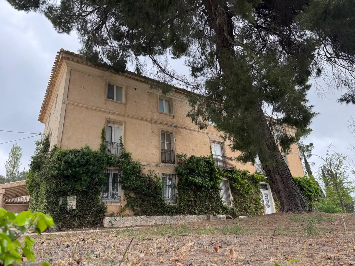 Chalet con terraza en venta en RM-C16 2