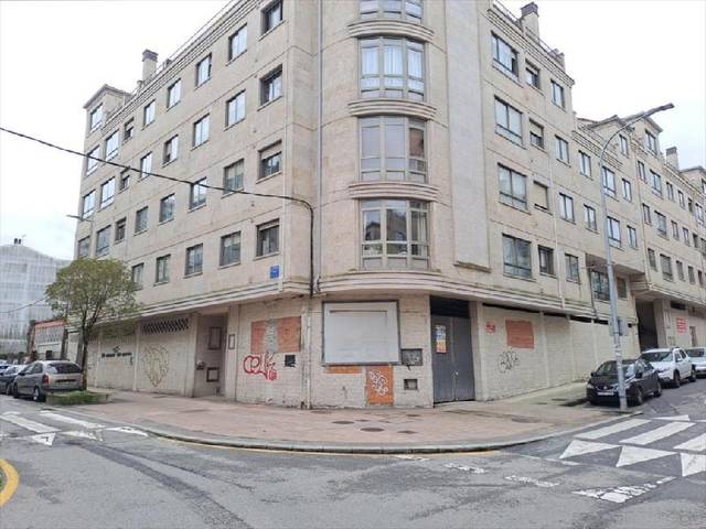 Local comercial en Venta en Avenida de Vigo en Zona Fernández Ladreda