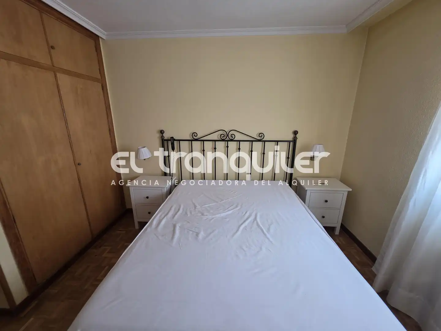 Habitación de Piso de alquiler en Madrid con Aire acondicionado, Parquet y Amueblado