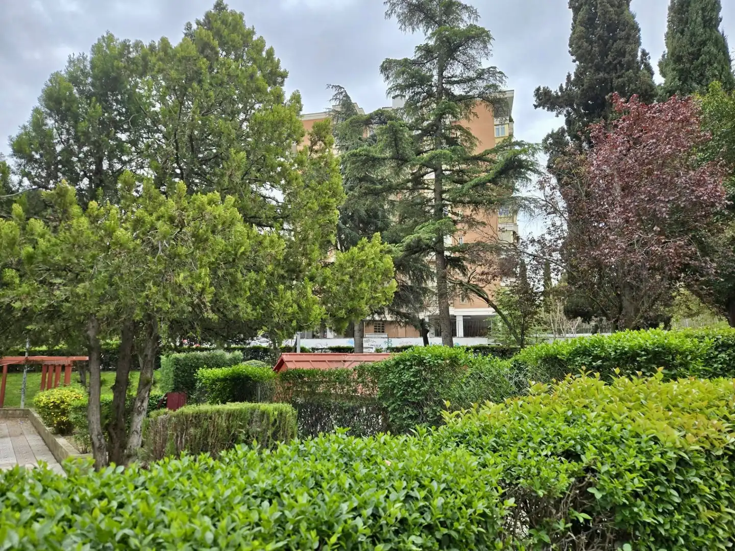 Vista exterior de Pis en venda en Coslada amb Aire condicionat i Calefacció
