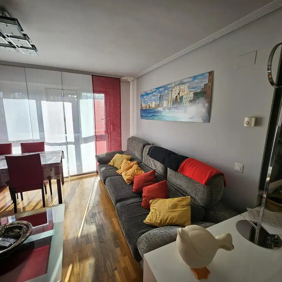 Sala d'estar de Pis en venda en Buztintxuri