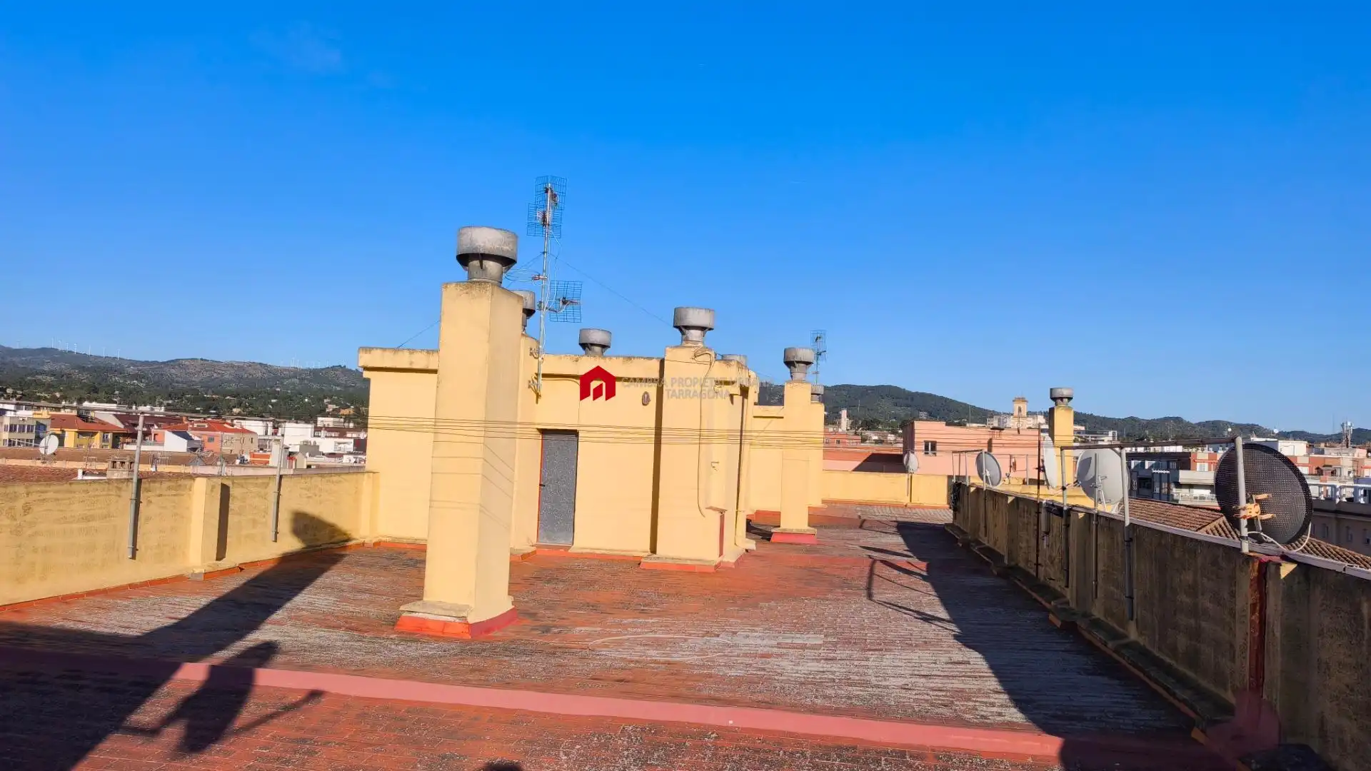 Terrasse von Dachboden zum Verkauf in Tortosa mit Klimaanlage, Heizung und Terrasse