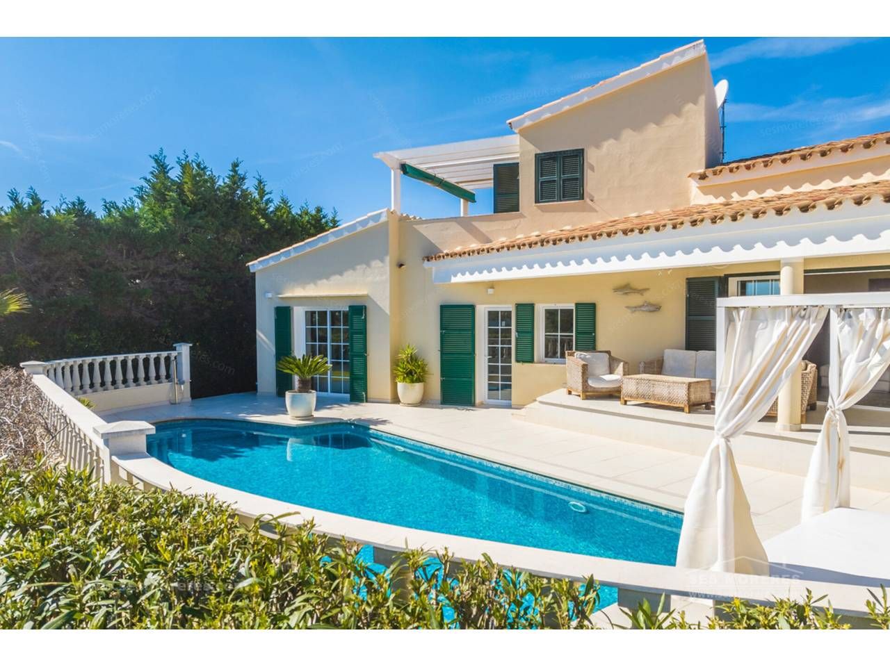 Vista exterior de Casa o chalet en venta en Maó - Mahón con Aire acondicionado, Calefacción y Jardín privado