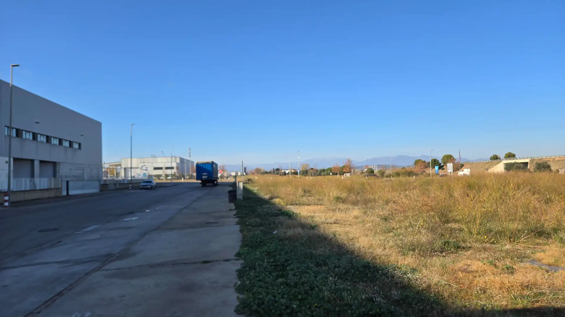 Terreny industrial de lloguer en Vilamalla