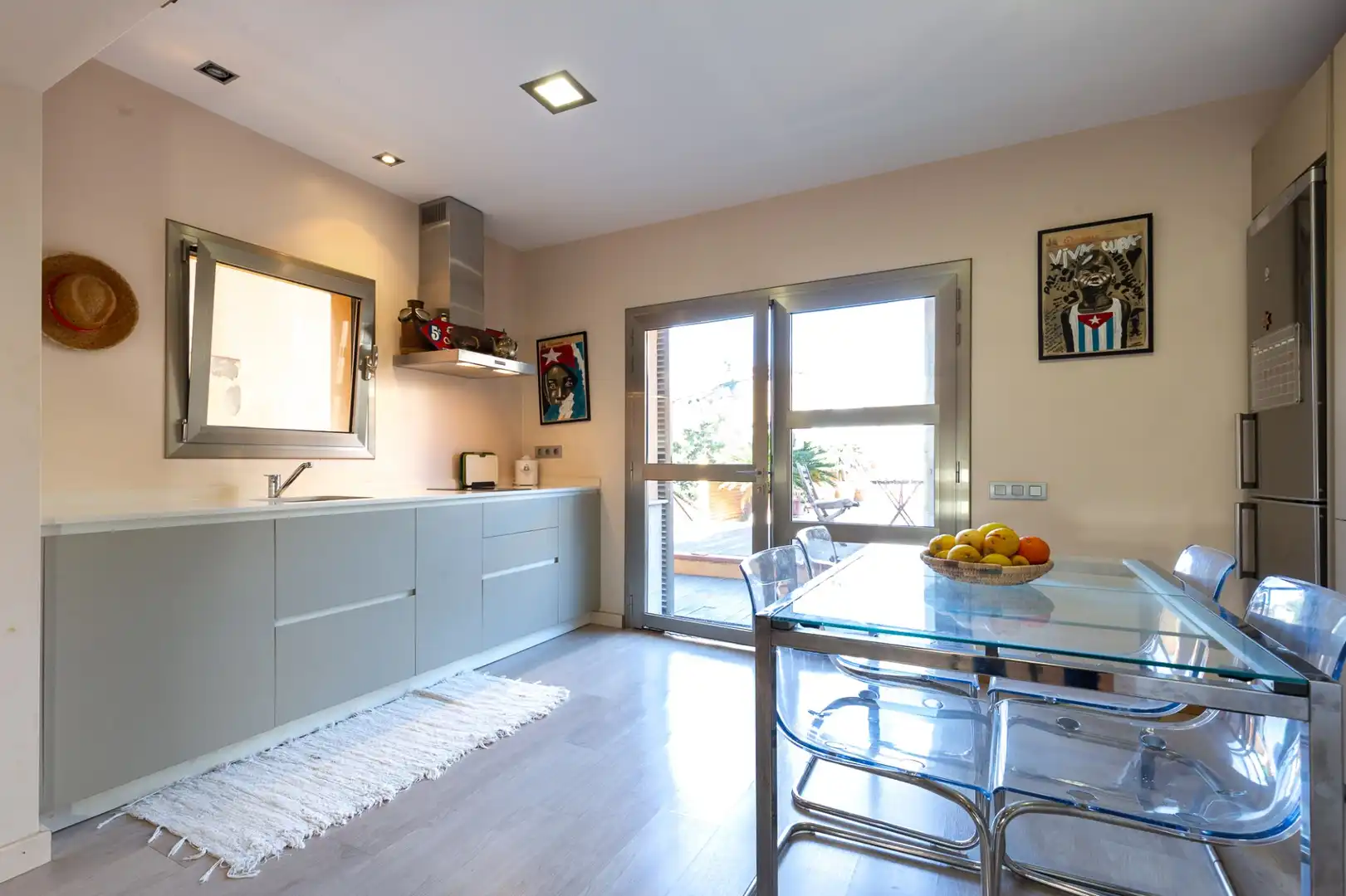 Cocina de Casa o chalet en venta en Sant Just Desvern con Aire acondicionado, Calefacción y Terraza