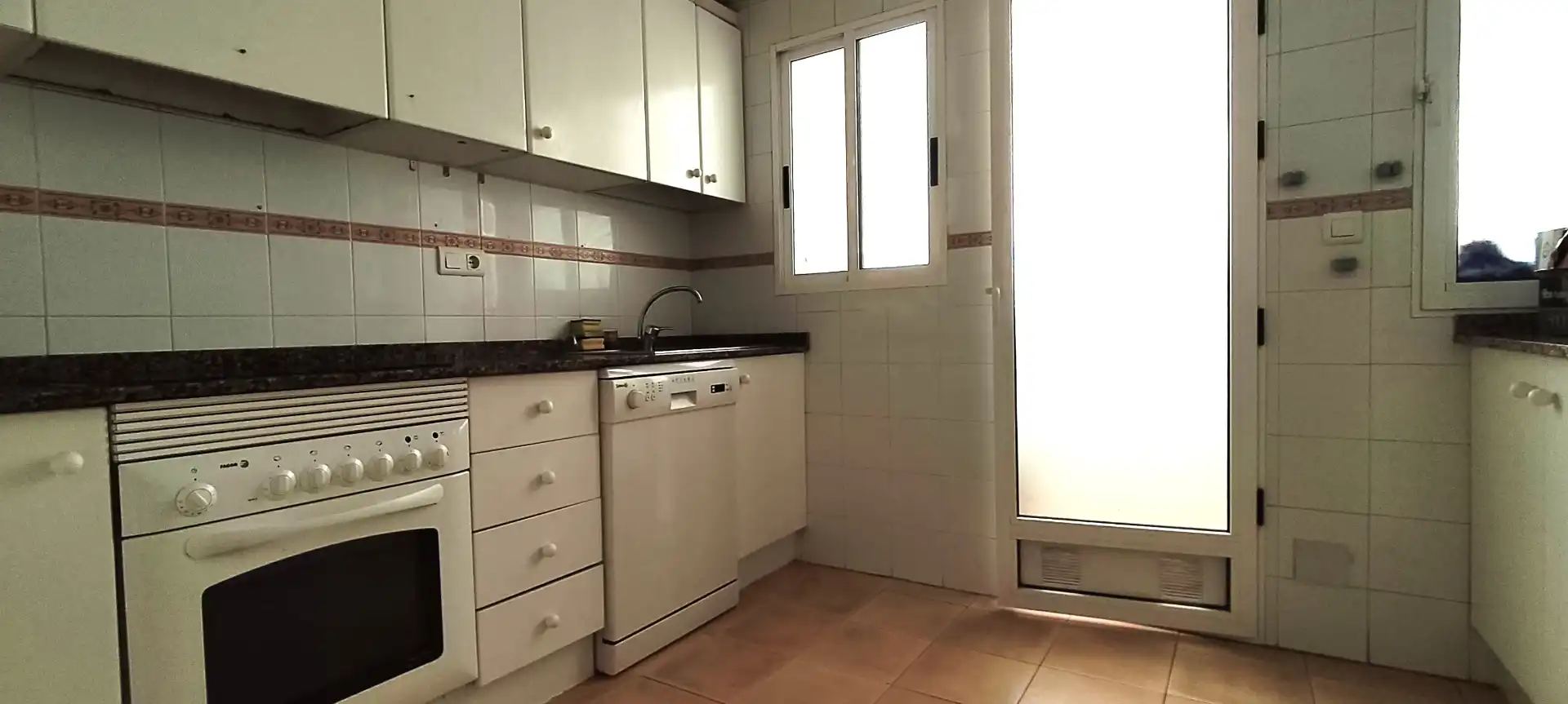 Kitchen of Flat for rent in Alicante / Alacant  with Air Conditioner, Furnished and Oven