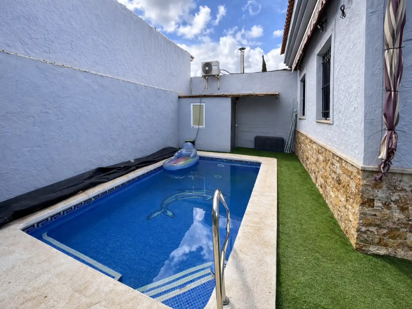 Piscina de Casa o xalet en venda en Cartagena amb Aire condicionat, Jardí privat i Terrassa