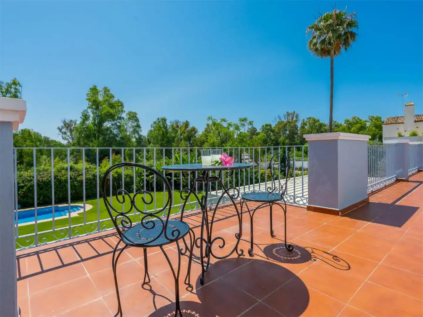 Terrasse von Wohnung zur Miete in Estepona mit Klimaanlage, Schwimmbad und Balkon
