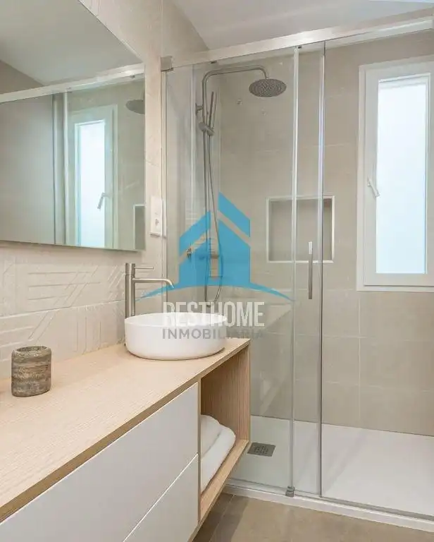 Badezimmer von Wohnungen zum Verkauf in Valencia mit Klimaanlage, Heizung und Balkon
