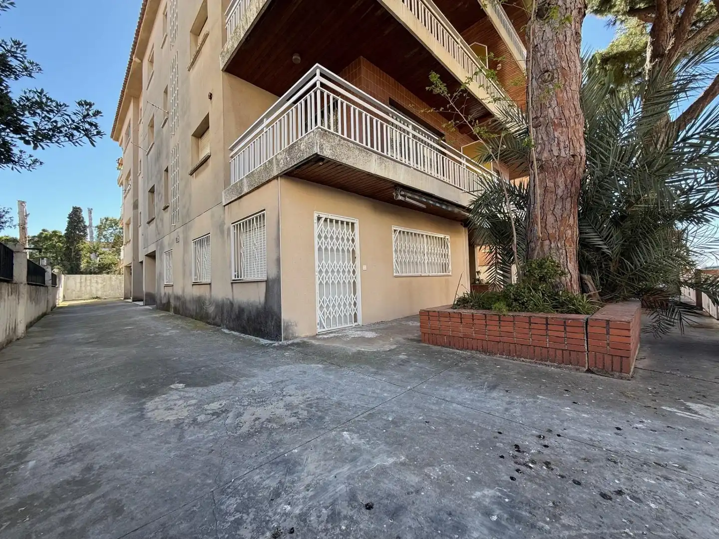 Außenansicht von Erdgeschoss zum Verkauf in El Vendrell