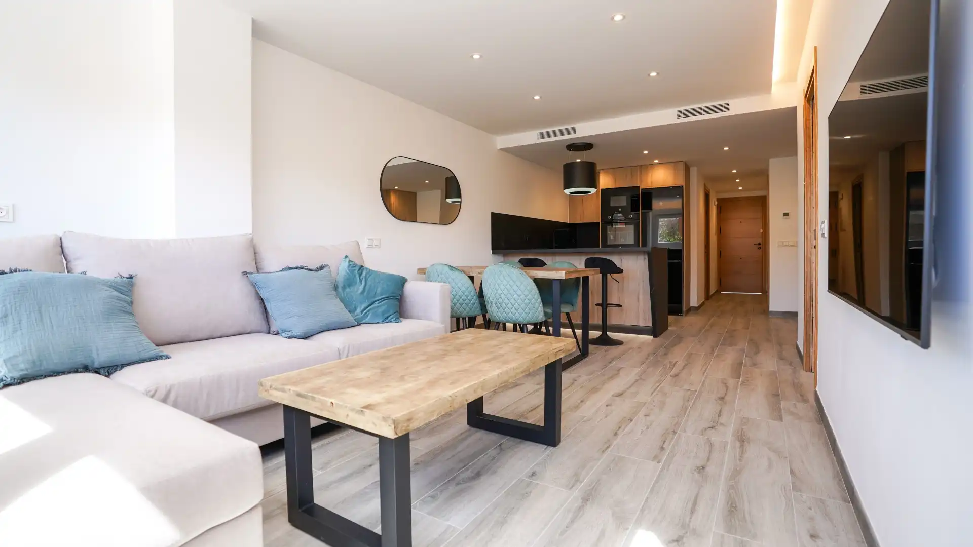 Apartament amb piscina en venda a Estepona Pueblo