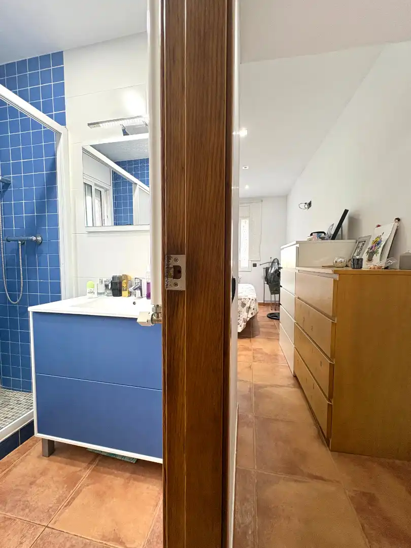 Habitación de Casa o chalet en venta en Rubí con Aire acondicionado, Calefacción y Jardín privado